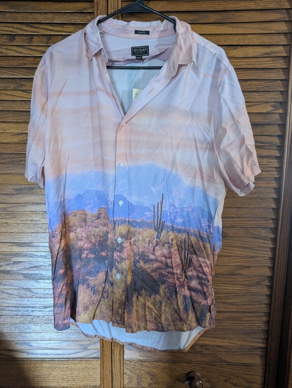 Guess‎ NWT Men's Button Down Shirt Cactus Print Size Medium
